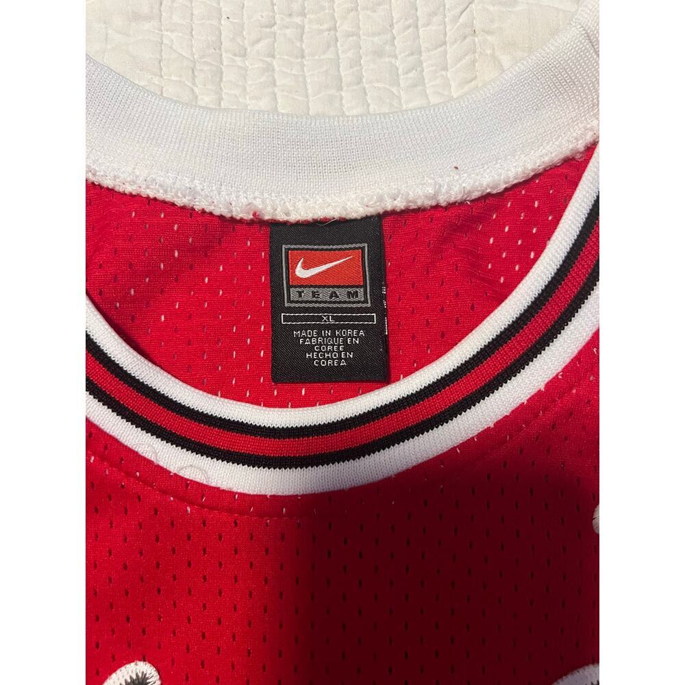 Vintage 90s Micheal Jordan jersey - Picture 3 of 8